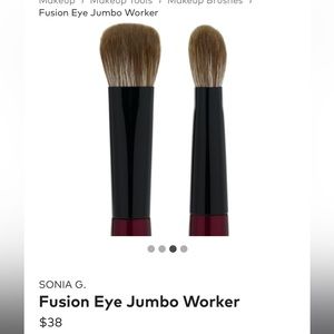 Sonia G jumbo worker brush